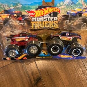 Hot Wheels Monster Trucks – Demolition Doubles 2-Pack – NEW